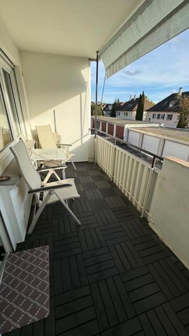 Monikas Home - Gemuetliche 3-Zimmer-Wohnung Im Herzen Von 뵈브링엔 외부 사진